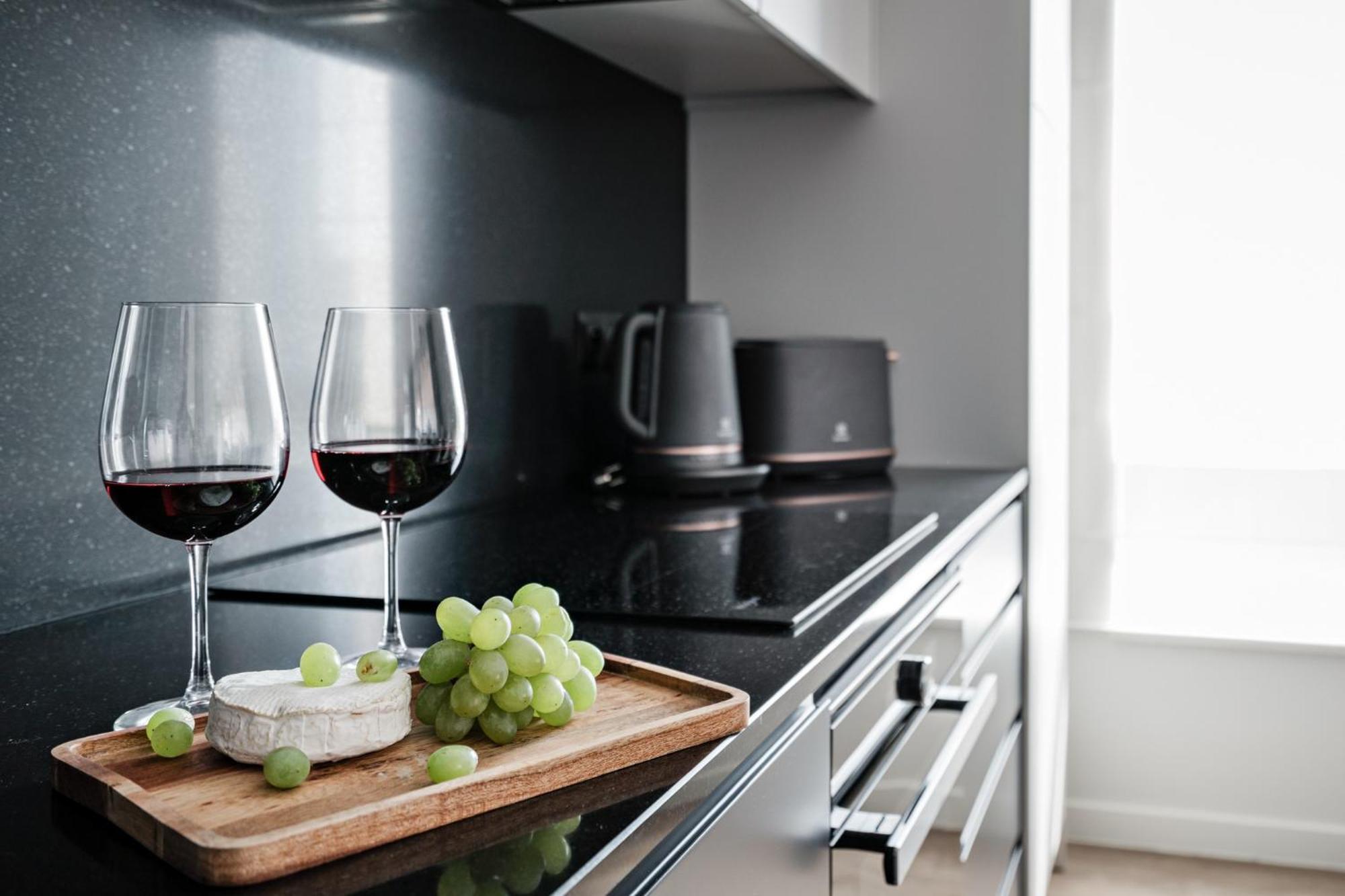 Scala 60G City Center Premium Apartments By Lion Apartments Гданьск Экстерьер фото